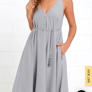 Lulu's Whoa Nelly grey midi dress with pockets!